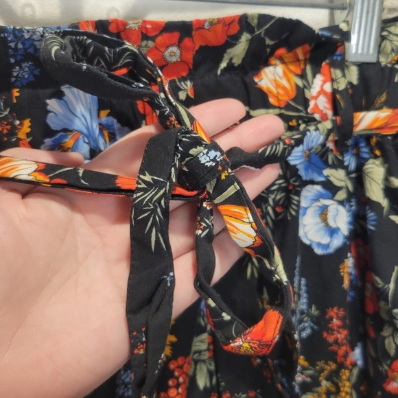 H&M Size M Black Floral Paper Bag Midi Cotton Skirt W/pockets - Picture 2 of 7